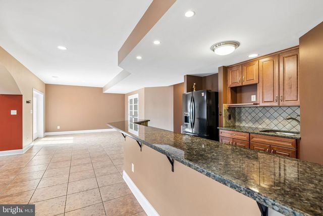 17952 MANASSAS GAP CT, Hamilton, VA 20158