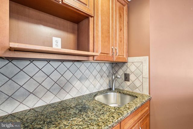 17952 MANASSAS GAP CT, Hamilton, VA 20158