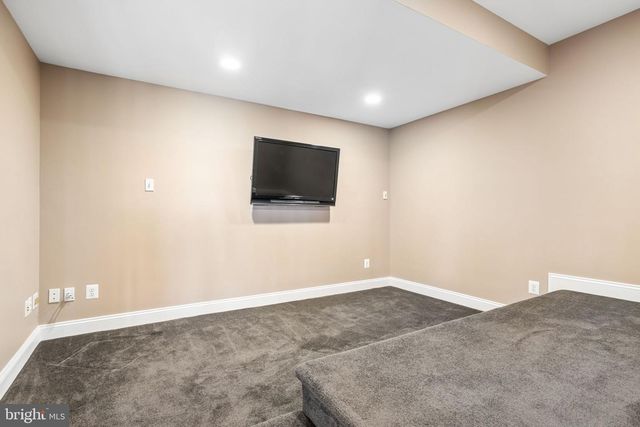 17952 MANASSAS GAP CT, Hamilton, VA 20158