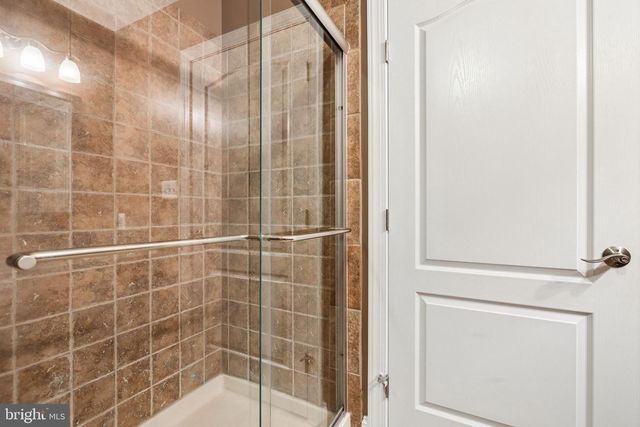 17952 MANASSAS GAP CT, Hamilton, VA 20158