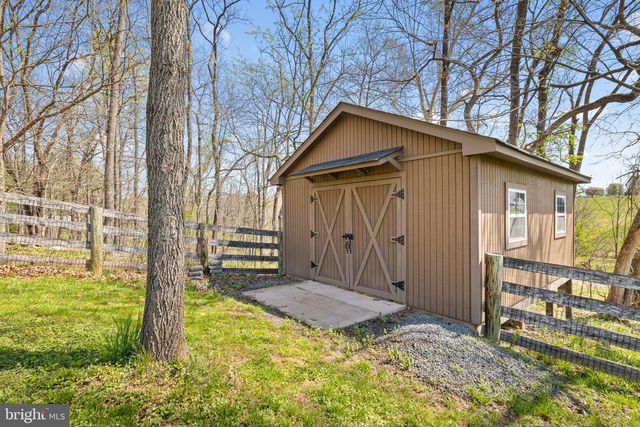 17952 MANASSAS GAP CT, Hamilton, VA 20158
