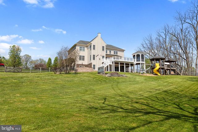 17952 MANASSAS GAP CT, Hamilton, VA 20158