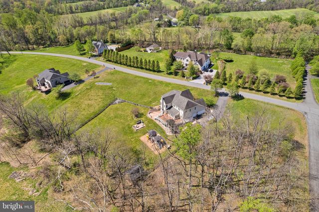 17952 MANASSAS GAP CT, Hamilton, VA 20158