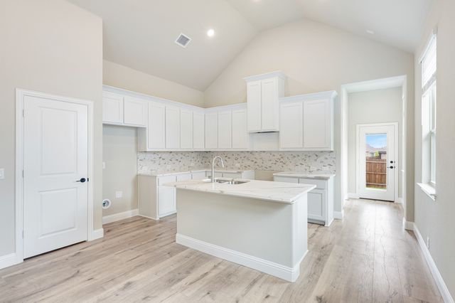 1017 River Oaks Drive, Godley, TX 76044