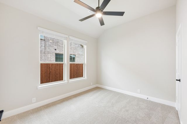 1017 River Oaks Drive, Godley, TX 76044