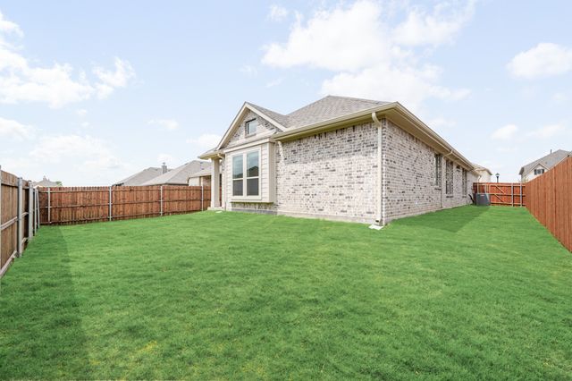 1017 River Oaks Drive, Godley, TX 76044