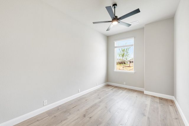 1017 River Oaks Drive, Godley, TX 76044