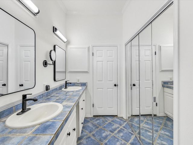 2712 Geronimo TRL, Austin, TX 78734
