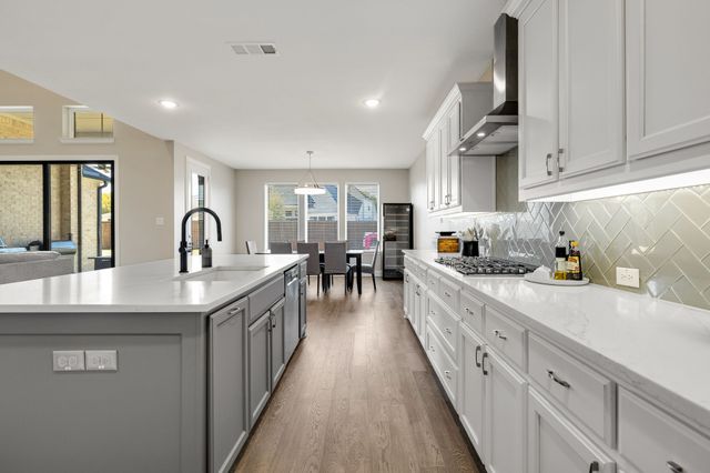 801 Copperleaf Drive, Justin, TX 76247