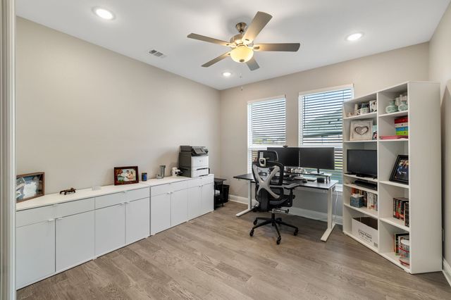 801 Copperleaf Drive, Justin, TX 76247