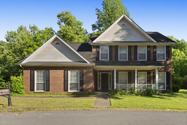 4900 Oak Barrel Dr, Antioch, TN 37013