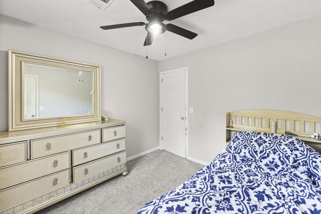 4900 Oak Barrel Dr, Antioch, TN 37013