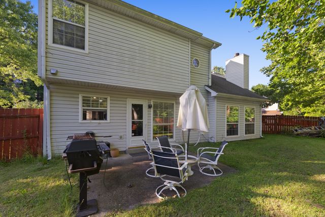4900 Oak Barrel Dr, Antioch, TN 37013