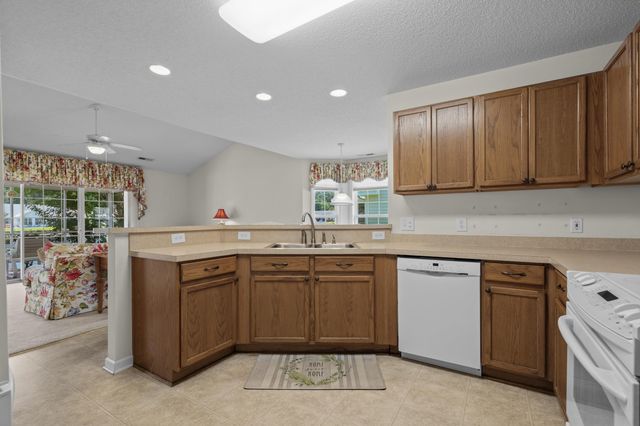 1045 Vestry Dr., Murrells Inlet, SC 29576
