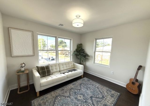 188 Canterbury Ave, North Arlington Boro, NJ 07031