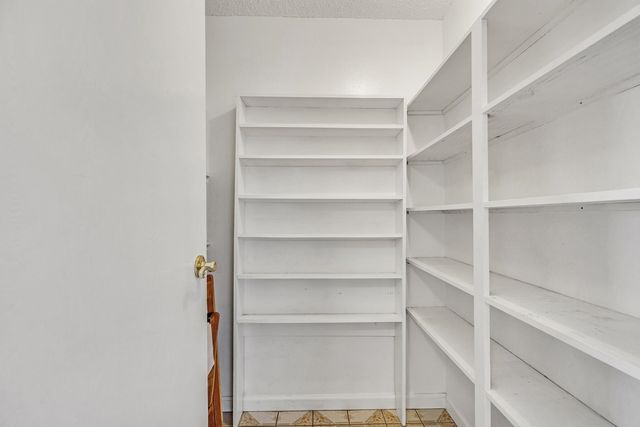 801 801 Franklin St 1022, Oakland, CA 94607