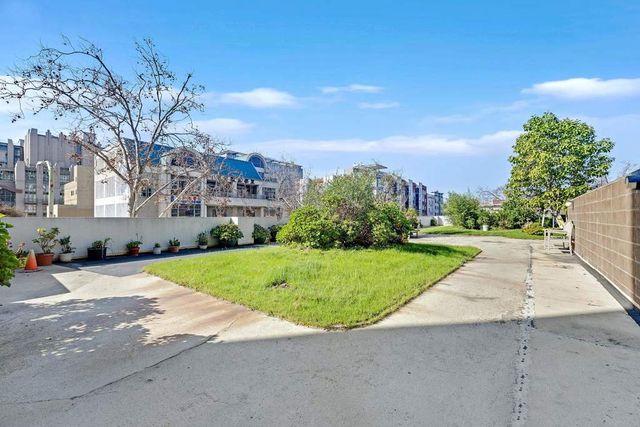 801 801 Franklin St 1022, Oakland, CA 94607