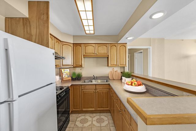 801 801 Franklin St 1022, Oakland, CA 94607