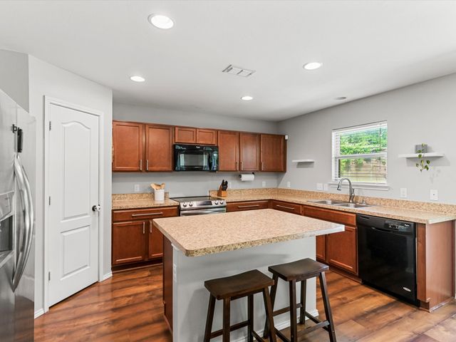 6901 Sylvan Meadows Drive, Fort Worth, TX 76120