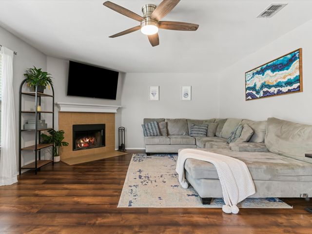 6901 Sylvan Meadows Drive, Fort Worth, TX 76120