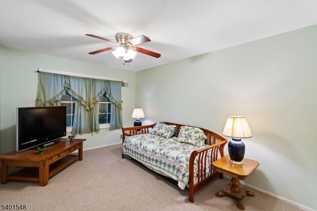 71 Dukes Rd, Rahway City, NJ 07065