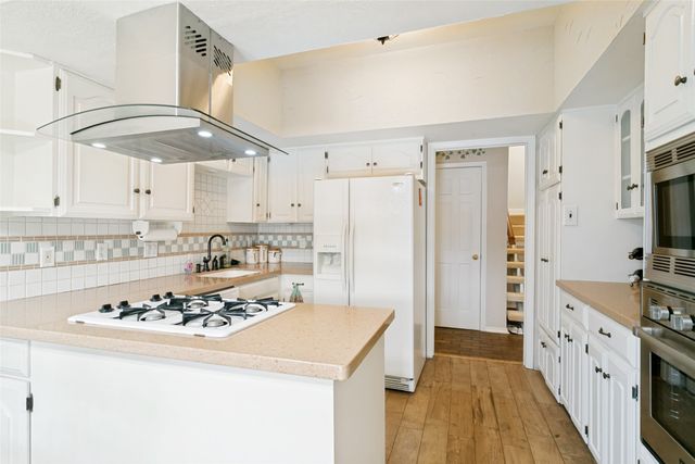 2022 Brookside Drive, Grapevine, TX 76051