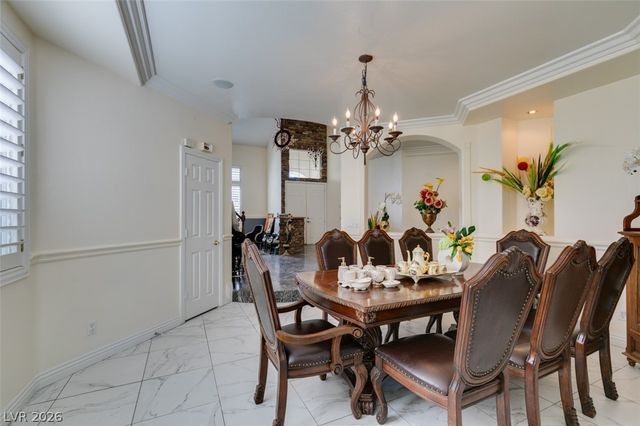 10 Gulf Pines Avenue, Las Vegas, NV 89148