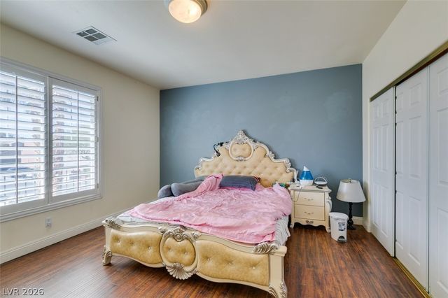 10 Gulf Pines Avenue, Las Vegas, NV 89148