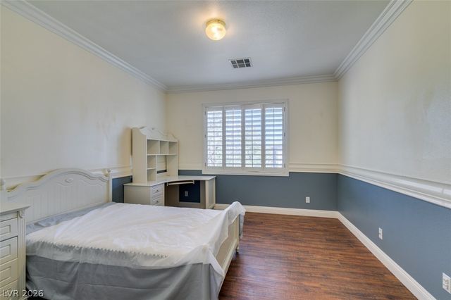 10 Gulf Pines Avenue, Las Vegas, NV 89148