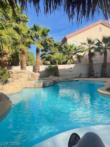 10 Gulf Pines Avenue, Las Vegas, NV 89148