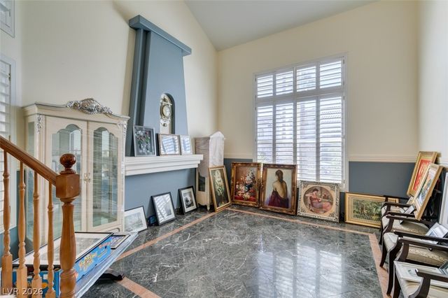 10 Gulf Pines Avenue, Las Vegas, NV 89148