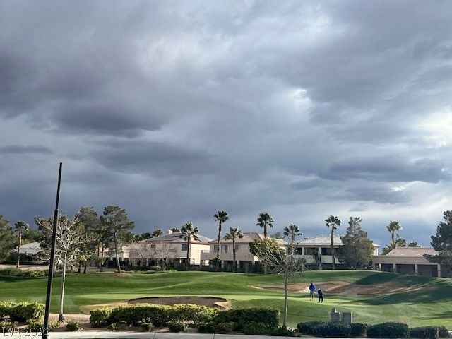 10 Gulf Pines Avenue, Las Vegas, NV 89148