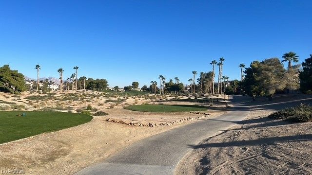 10 Gulf Pines Avenue, Las Vegas, NV 89148
