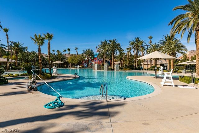 10 Gulf Pines Avenue, Las Vegas, NV 89148