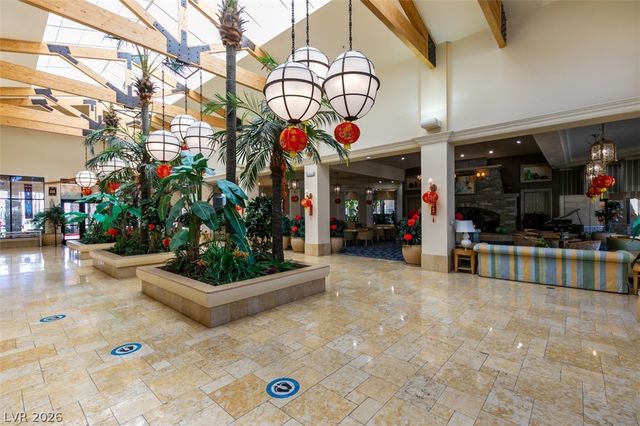 10 Gulf Pines Avenue, Las Vegas, NV 89148