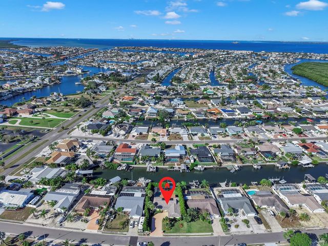 6508 SOLITAIRE PALM WAY, Apollo Beach, FL 33572