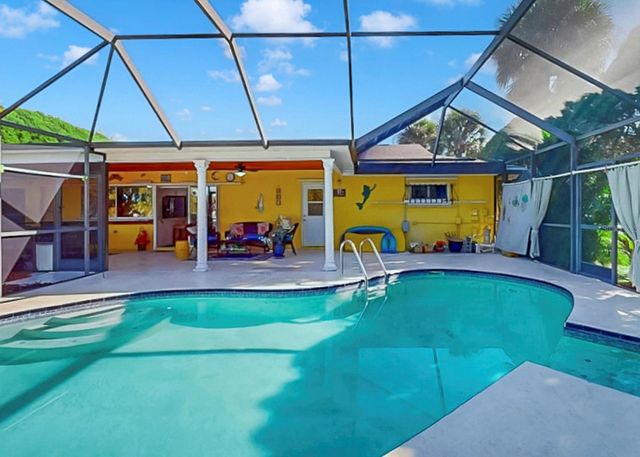 6508 SOLITAIRE PALM WAY, Apollo Beach, FL 33572