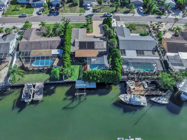 6508 SOLITAIRE PALM WAY, Apollo Beach, FL 33572