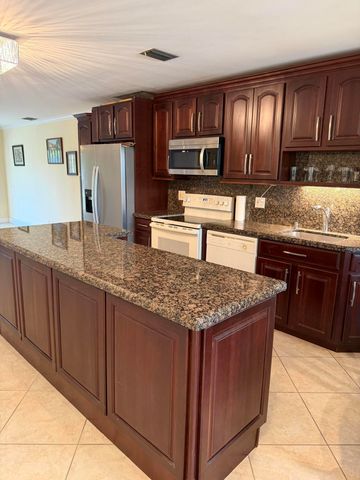8857 BELLA VISTA Drive S 286, Boca Raton, FL 33433