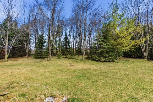 N9415 Sexton ROAD, Elkhart Lake, WI 53020