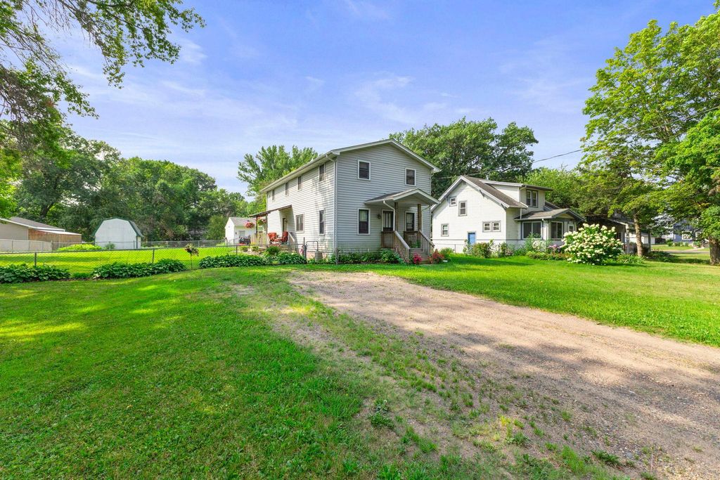 13125 Sylvan Avenue, Lindstrom, MN 55045 — exterior