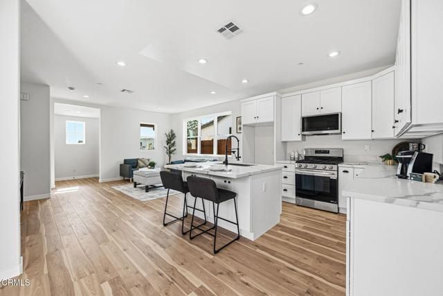 1131 W 2nd Street, Oxnard, CA 93030