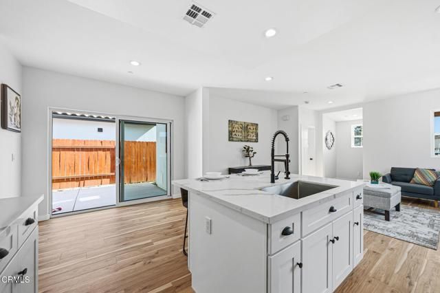 1131 W 2nd Street, Oxnard, CA 93030