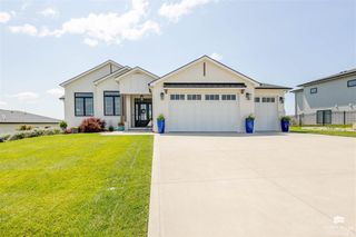 3218 Merced Drive, Manhattan, KS 66503