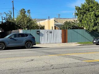 7315 WOODLEY Avenue, Van Nuys (los Angeles), CA 91406