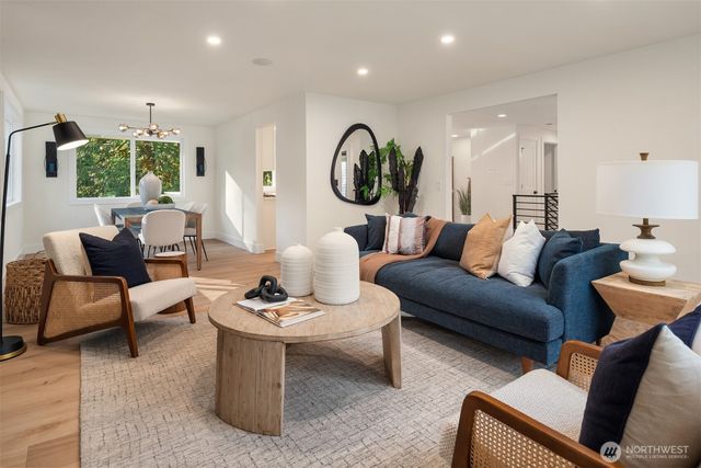 27313 NE 53rd Street, Redmond, WA 98053