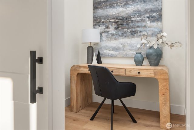 27313 NE 53rd Street, Redmond, WA 98053