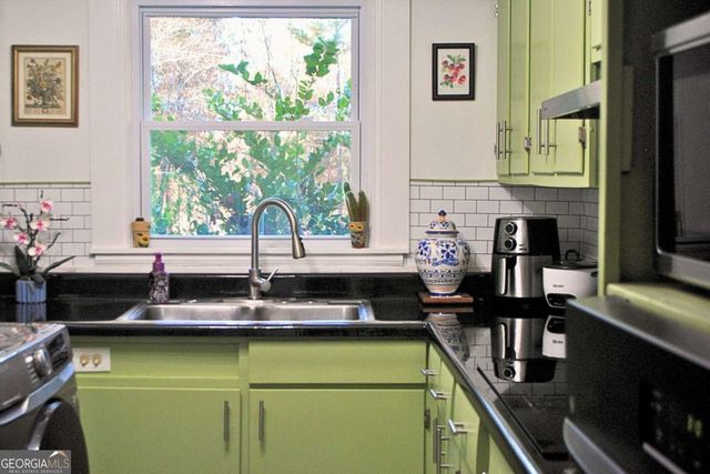 2209 Willivee Place, Decatur, GA 30033