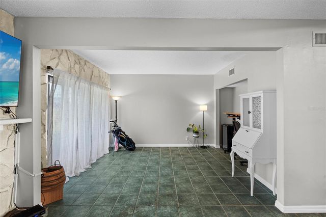 6140 SUN BOULEVARD S 7, St Petersburg, FL 33715