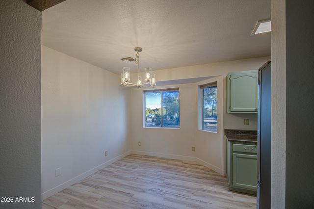 1350 N BOYD Road, Apache Junction, AZ 85119